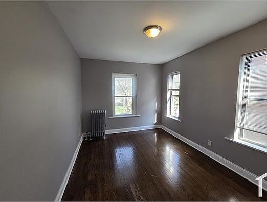 5th image of 7924 S Wabash Ave APT 2