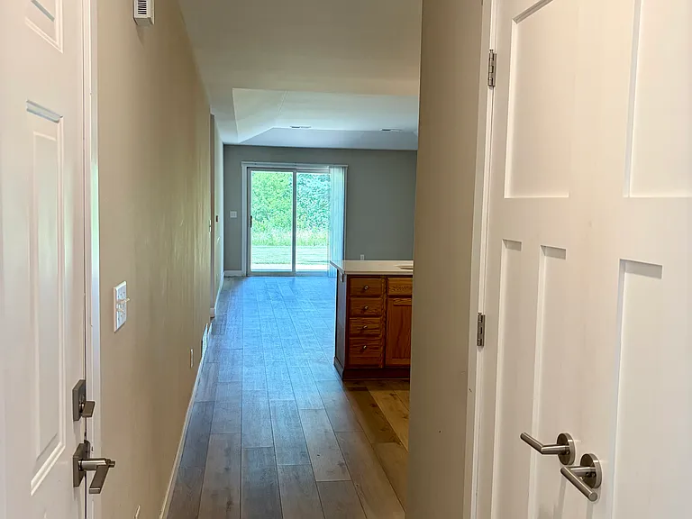 1922 4th Ave — Photo 3