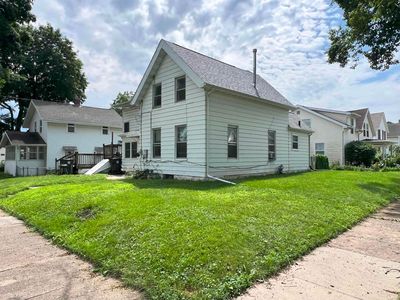 424 W 9th St, Cedar Falls, IA, 50613