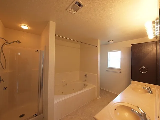 3812 Tiger Dr — Photo 10