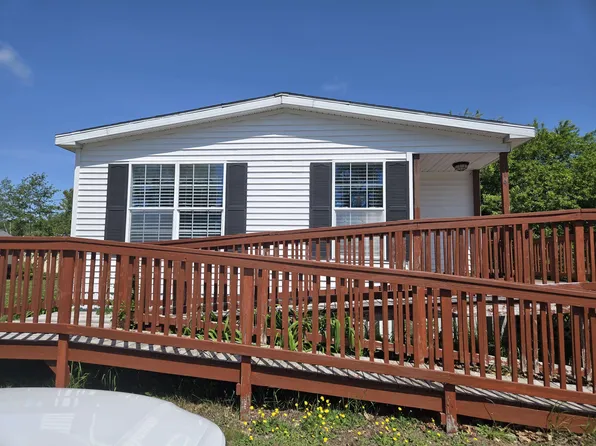 14 Whispering Wind Lane, Rochester, NH 03867
