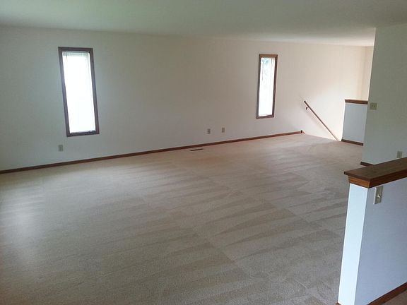4th image of 755 Crawford Dr #A