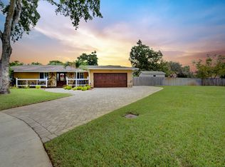 1160 SW 70th Ave, Plantation, FL 33317