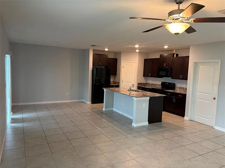 861 Olive Conch St — Photo 10