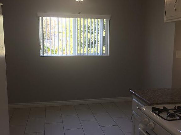 5th image of 411 E 97th St APT 4