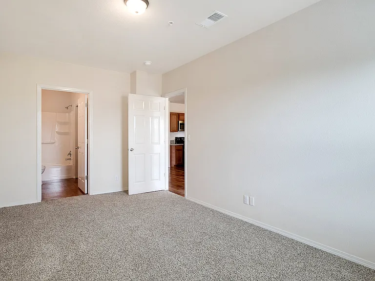 224 pictured. 220 has same floorplan, fixtures, and finishes.
