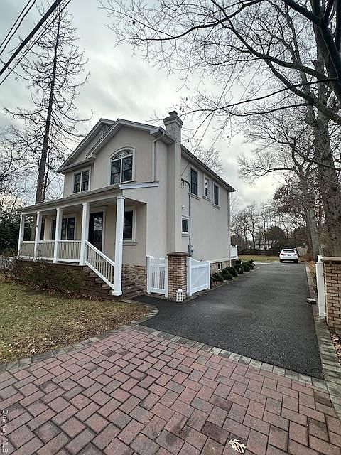 1st image of 26 Radio Ave