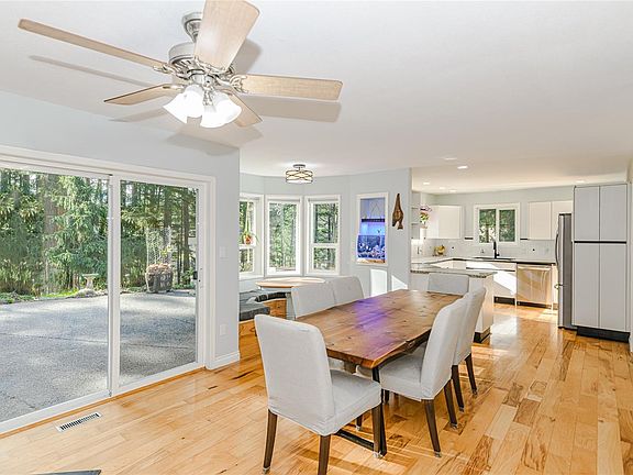 5th image of 2872 Holman Rd