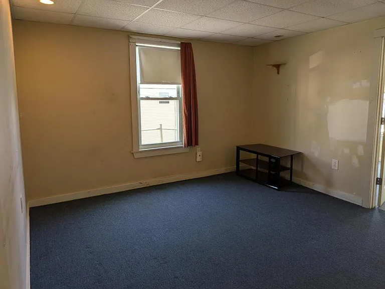 437 Bay St #3 — Photo 4