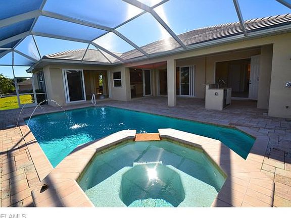 4th image of 5215 SW 20th Pl