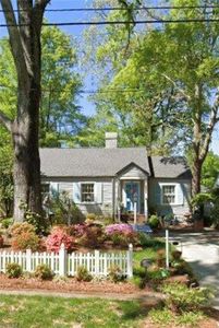 2004 Fernwood Dr, Greensboro, NC, 27408
