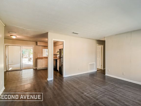 5th image of 6536 Manhattan Dr