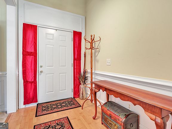 5th image of 95 Blue Grass Way