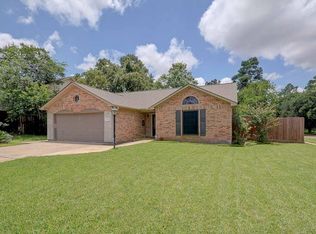 9723 Charter Ridge Dr, Houston, TX 77070