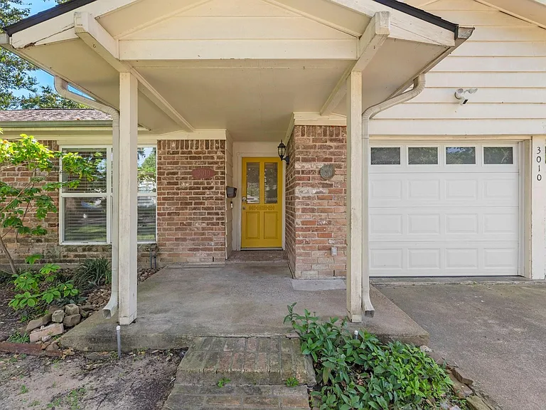 3010 Westerland Dr — Photo 5