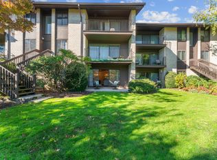 241 Hamilton Ave #13, Stamford, CT 06902