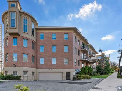 250 Laird Ave #103, Cliffside Park, NJ, 07010