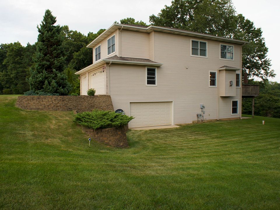 1st image of 11375 Schoolhouse Dr