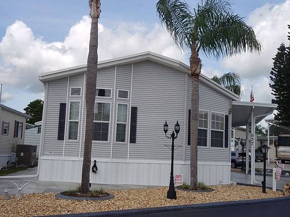 3rd image of 537 Saint George Dr