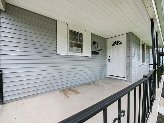4th image of 2222 Suncrest Dr