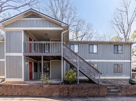 O'Kelly Apartments- 2821 O'Kelly St, 2821-A