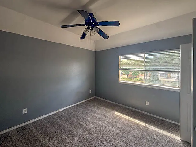 104 San Mateo Ct — Photo 22