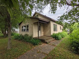 624 Knox St, Prentice, WI 54556