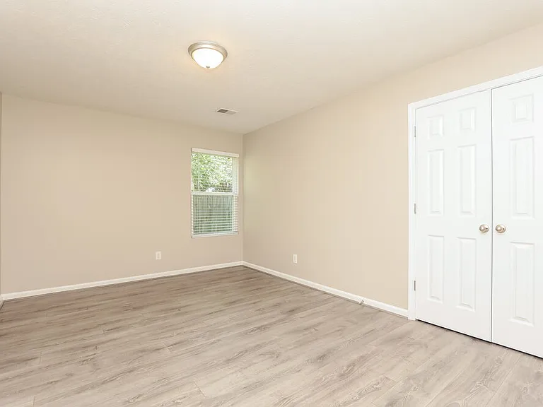 2867 Park Knoll Dr — Photo 13