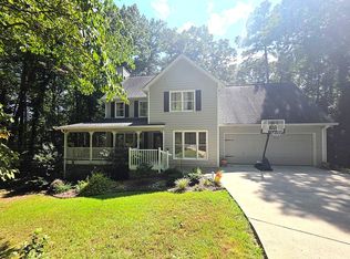 2038 Laurel Cv, Ball Ground, GA 30107