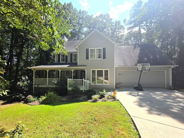 2038 Laurel Cv, Ball Ground, GA 30107