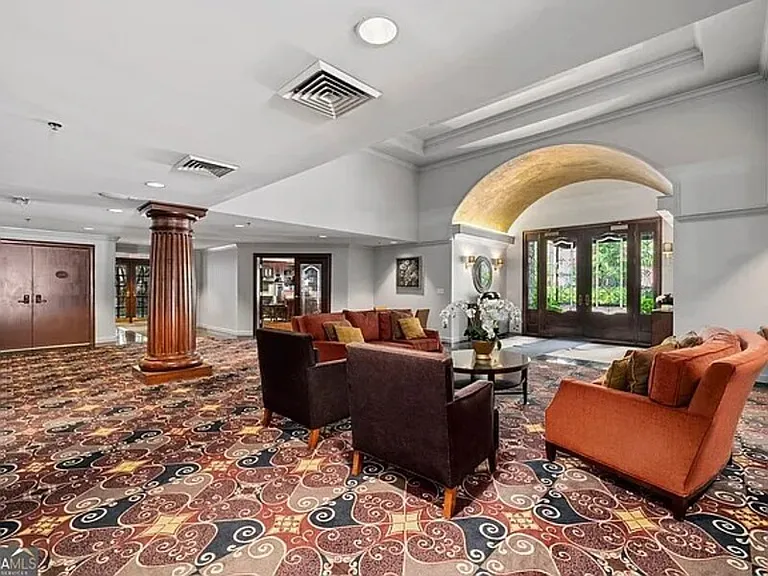 1735 Peachtree St NE #428 — Photo 2
