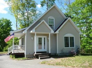 25 Lady Bug Ln, Franklin, NH 03235