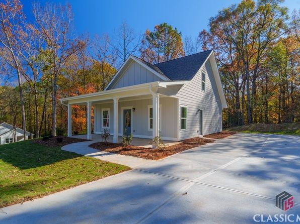 600 Victoria Ct, Elberton, GA 30635