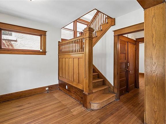 4th image of 4411 Harrison St