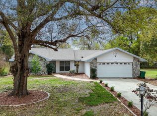 6068 W Douneray Loop, Crystal River, FL 34429