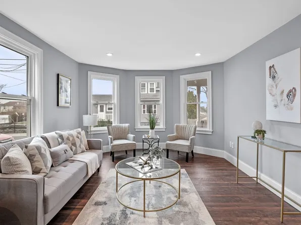 16 Cloutman St #1, Salem, MA 01970