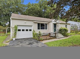 238 Bayway Dr, Webster, NY 14580