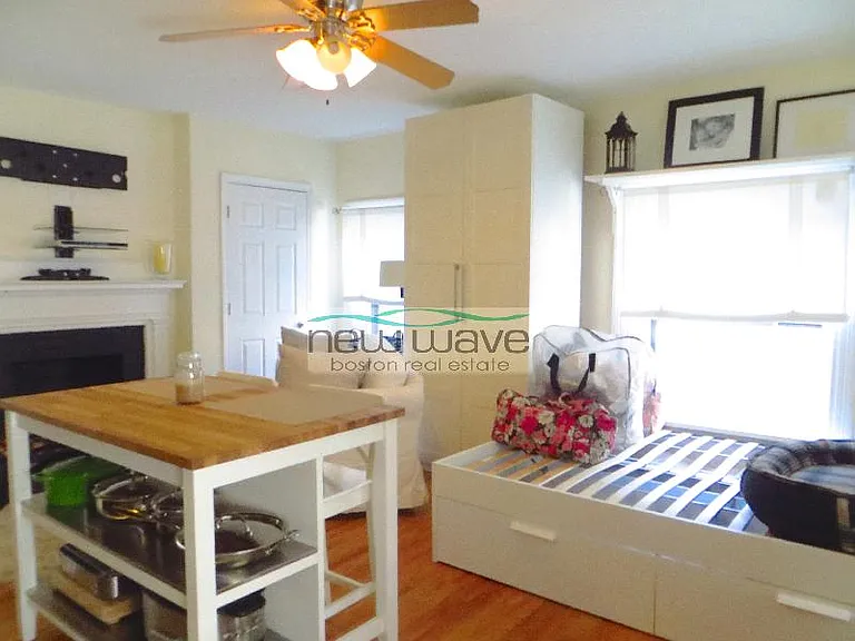 24 Joy St #9 — Photo 9