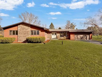 104 N Rose Farm Rd, Woodstock, IL, 60098