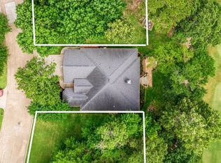 17 Summer Hill Dr, Montgomery, TX 77356
