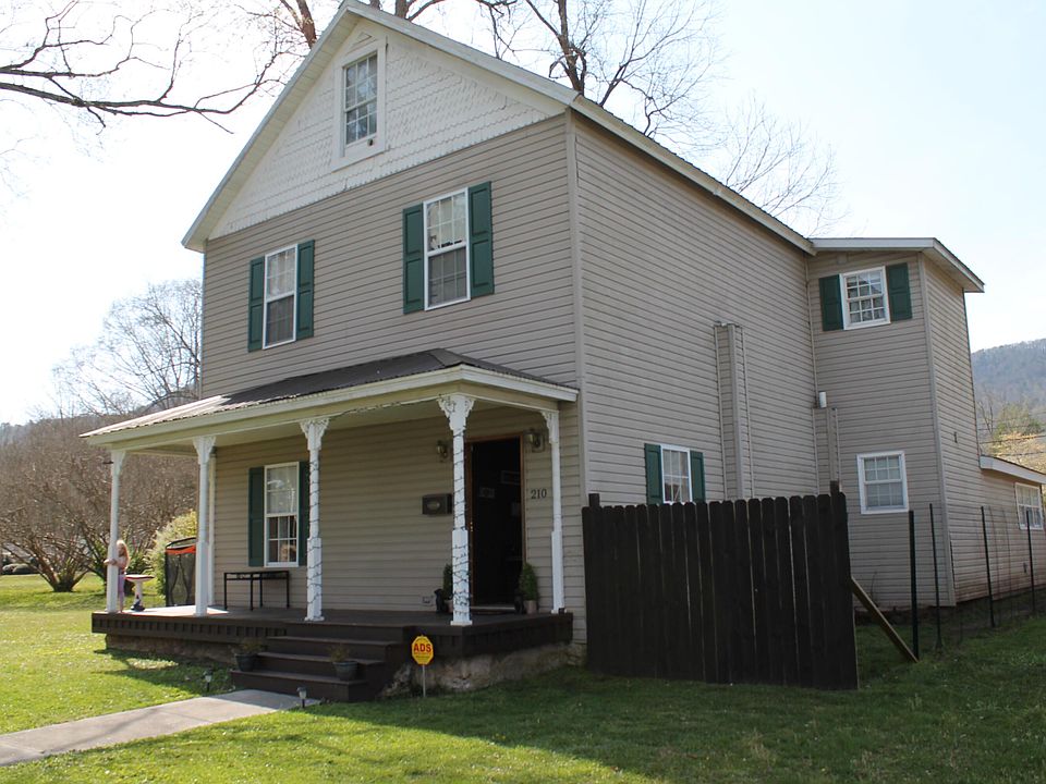 1st image of 210 Laurel Ave