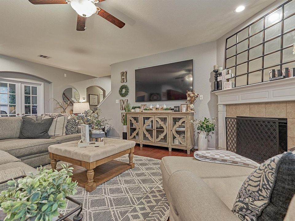 1st image of 204 Forest Peak Way