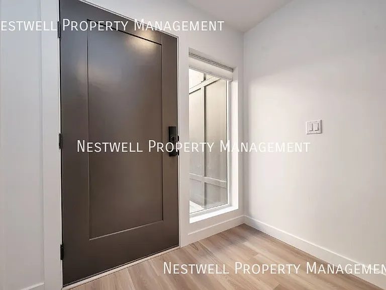 593 E Betsey Cv S — Photo 19