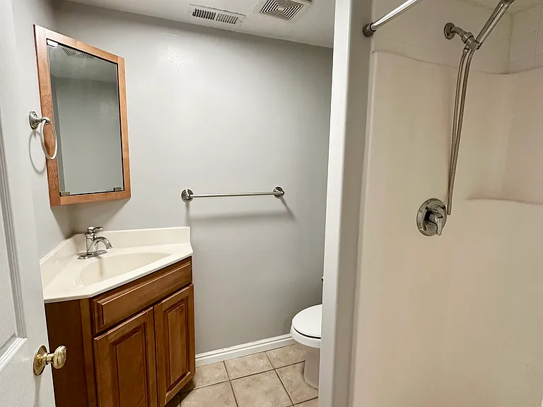 1809 E 4500 S — Photo 24