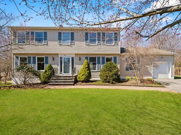 50 Clinton Drive, Washingtonville, NY 10992