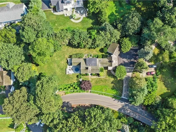 5 Thomas Road, Westport, CT 06880