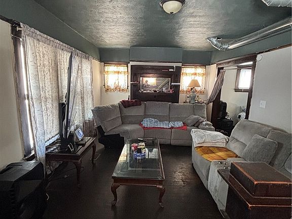 2nd image of 12409 Union Ave