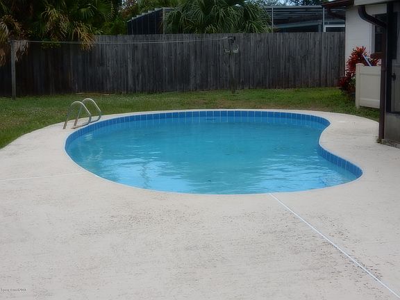 3rd image of 20 Carib Dr