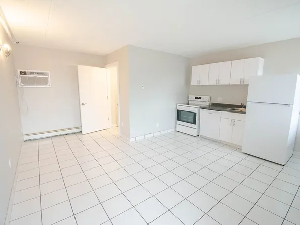 512 3rd Ave SW
