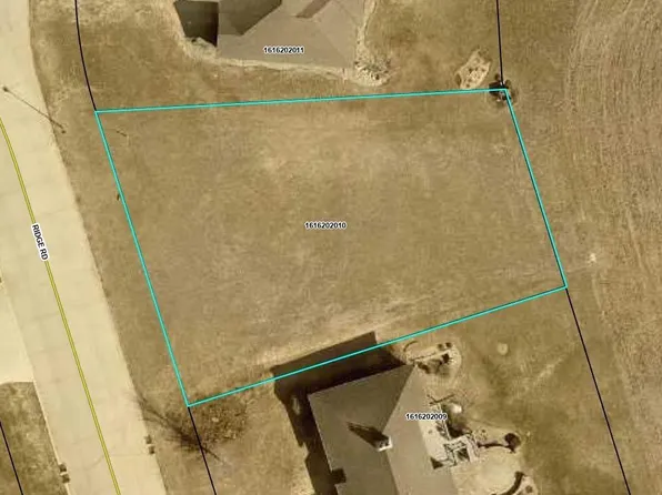 2234 Ridge Rd, Sioux Center, IA 51250